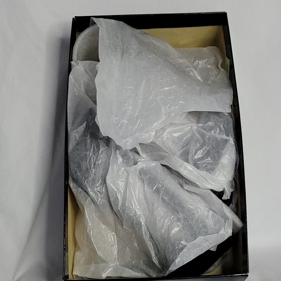 I. Miller Satin Bow Black 4 Inche High Heel - Picture 12 of 14